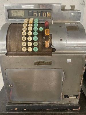 a machine that is sitting on a table in a room