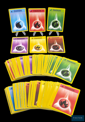 beaucoup de cartes sur la table
