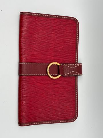 LANCEL : porte chéquier, porte carte en cuir grainé rouge. Bon ét...