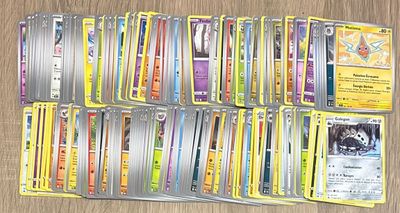 Pokemon : Lot DE 200 Cartes FR.