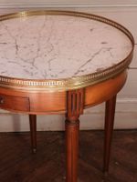 TABLE BOUILLOTTE de style Louis XVI en merisier mouluré et s… (photo 4)