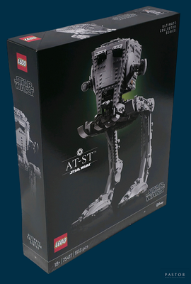 une boîte contenant une maquette LEGO à l'échelle 1:st