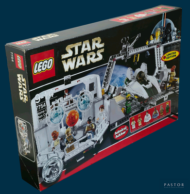 une boîte contenant un ensemble Lego Star Wars