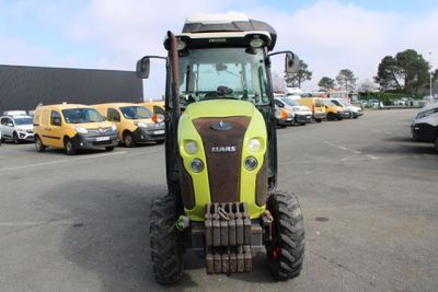CLAAS Tracteur CLAAS NEXOS 220 VL - Genre : TRA - Carrosseri…