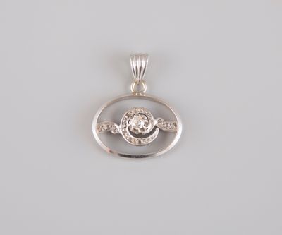 Pendentif en or blanc 18K K 750°/°°, poinçon tête d'aigle, d…