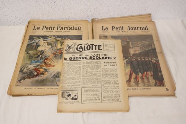 Un lot de la revue Le Petit Journal des années 1892, 1894, 1897 l...