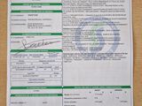un document sur lequel figure la photo d'une pièce d'identité