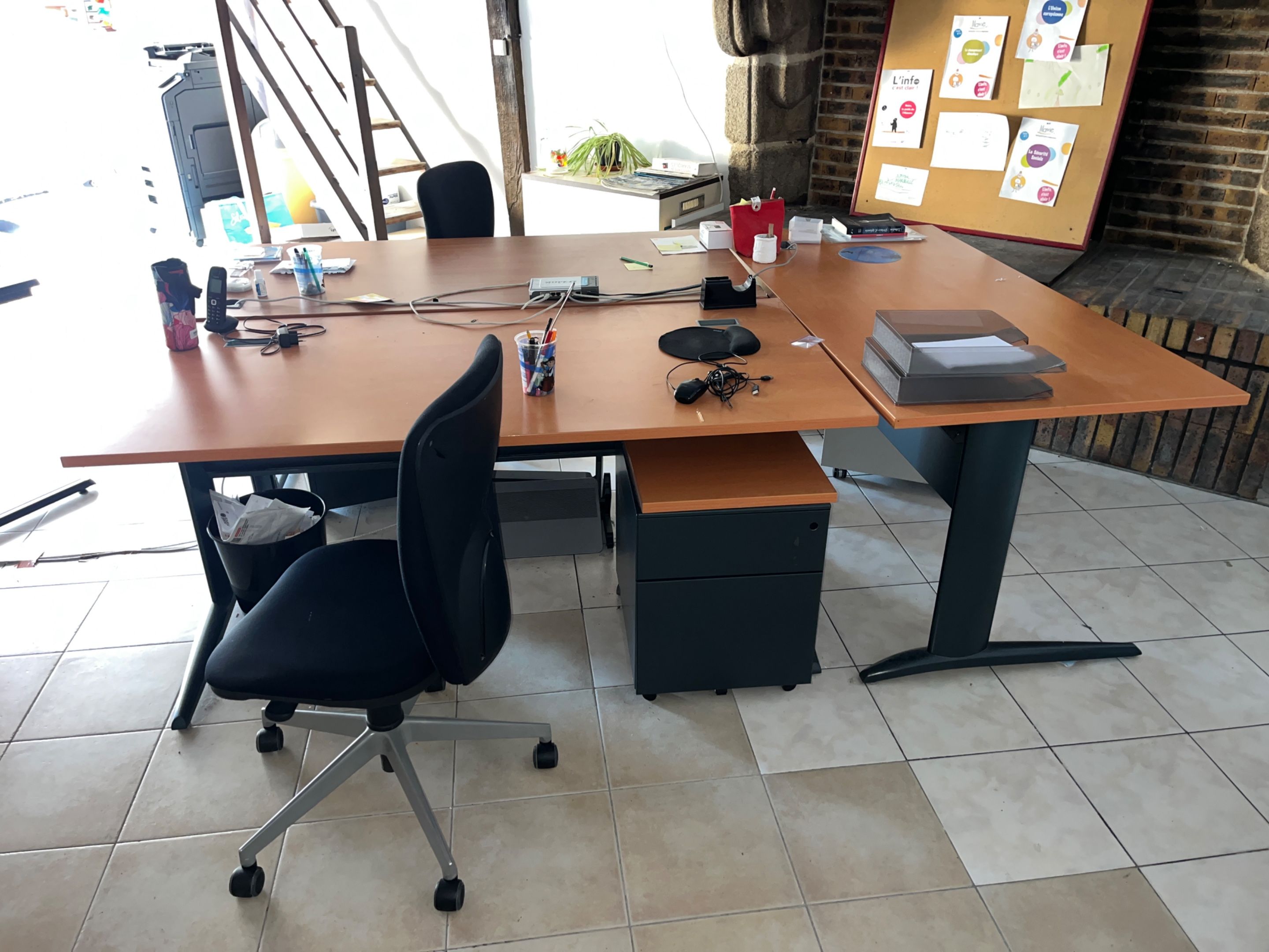 Banquette en pin avec garniture de type futon - Elément d'ét…