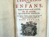 un livre avec l'image d'un homme à cheval