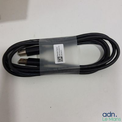 an image of a close up of a cable on a table