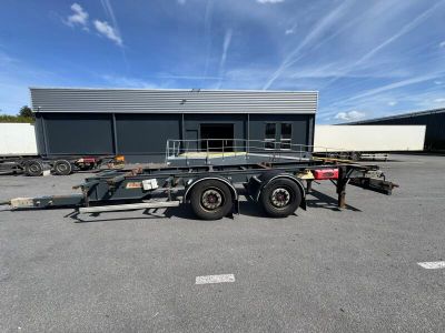 FRUEHAUF PORTE CONTAINERS - VEHICULE - Genre : REM - Carross…