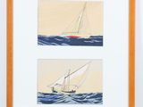 deux photos encadrées représentant un voilier en mer, avec une voile rouge