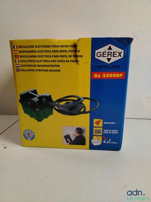 une boîte de papier pour imprimante Gerex posée sur une table