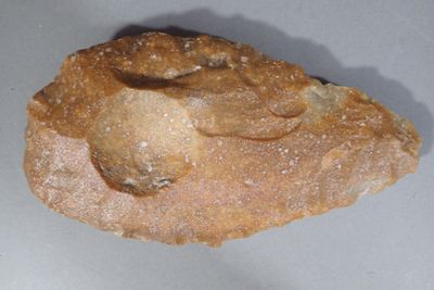 Biface amygdaloïde Quartzite marron