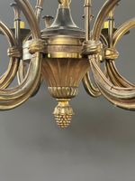 LUSTRE en bronze doré à six bras de lumière à décor de tromp… (photo 2)