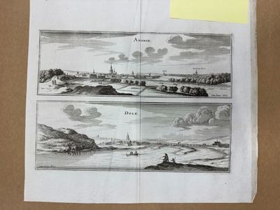 quatre illustrations représentant une vue d'une ville, tirées d'un livre