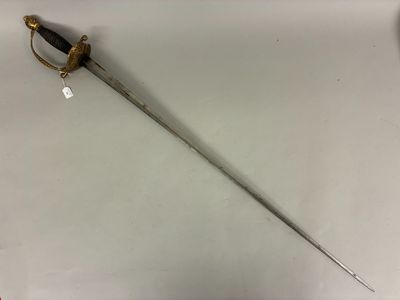 l'image d'une épée sur un fond blanc, avec une horloge en arrière-plan