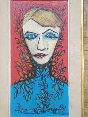 tableau représentant une femme aux yeux bleus sur fond rouge