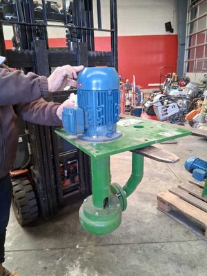 Pompe EVA type VM 50 SCM 1.1 (Lot vendu TVA Récupérable)