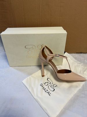 1 Paire de sandales à talons de la marque GHAZAL - modèle Ja…