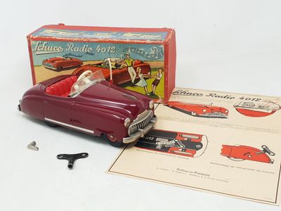 SCHUCO (Allemagne, 1954) voiture cabriolet RADIO 4012, en tô…