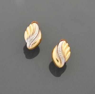 Paire de puces d'oreilles en or jaune 18K 750 millièmes de f…