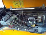 a picture of a machine that is sitting in the back of a truck
