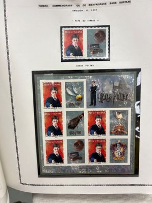 5 Albums de timbres de France** de 1960 à 2014, très forte f…