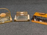 trois types de radios différents à cet étage