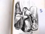 un dessin représentant une femme assise à une table avec un enfant