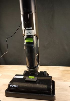 Aspirateur laveur Eureka