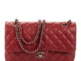Sac Chanel à rabat matelassé en cuir d'agneau rouge
