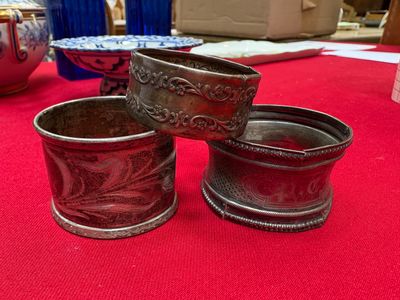 ROND de serviette en argent, gravé d’un cartouche chiffré dans un enca - Photo 1