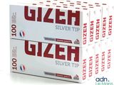 trois paquets de cigarettes « Silver Tip » sont empilés les uns sur les autres