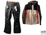 une veste et un pantalon noir et blanc, avec une étiquette dessus