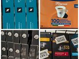 de nombreux types de cafés exposés dans un magasin