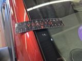 a sticker on the back of a car that says vauto