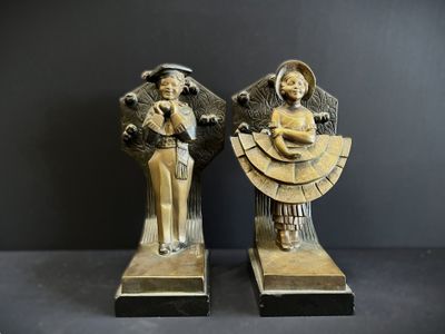 Hélène GRUNNE (XXe siècle) Suite de deux serre-livres en bro… - Photo 1