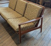 Ensemble de mobiliers de salon en bois exotique mouluré scul… (photo 3)