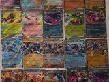 Les cartes sont disposées sur la table, prêtes à être jouées.
