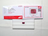 une carte de visite rouge et blanche sur un fond blanc