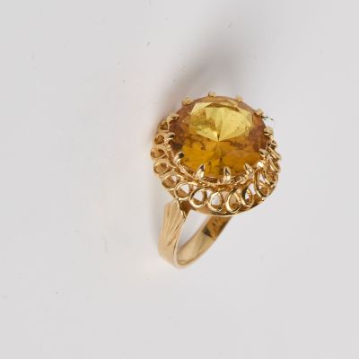 bague en or jaune sertie d'une citrine entourée de filigrane, filigrane, filigrane