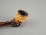 a pipe that is sitting on a table