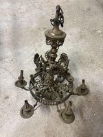 Lustre en bronze de style à six bras de lumière ajourés