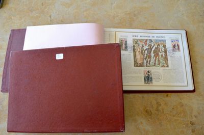 Un album avec feuillet CEF, France, avec son étui