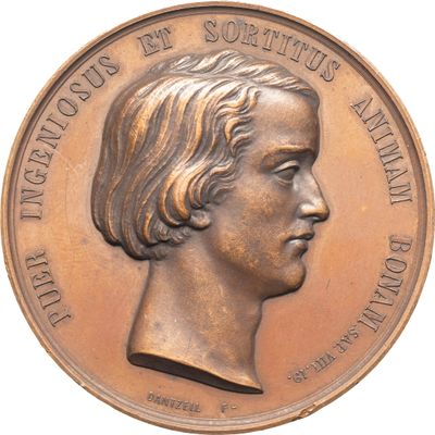 une image représentant une médaille de bronze avec le profil d'une femme