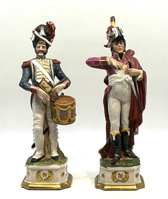 paire de figurines représentant des soldats avec un tambour et un tambour-major