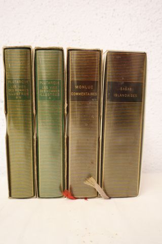 La pléiade : Plutarque la vie des hommes illustres en 2 vol., MON...