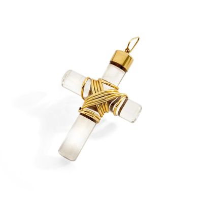 CROIX OR ET CRISTAL DE ROCHE La croix en cristal de roche po…