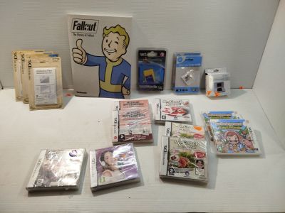 the contents of a nintendo wii game laid out on a table